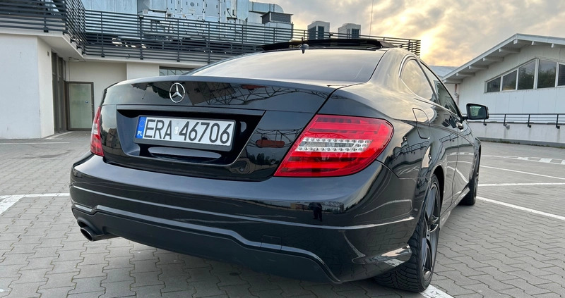 Mercedes-Benz Klasa C cena 57500 przebieg: 236000, rok produkcji 2012 z Gdańsk małe 301